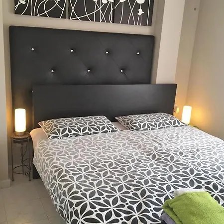 Miramar Apartman *
